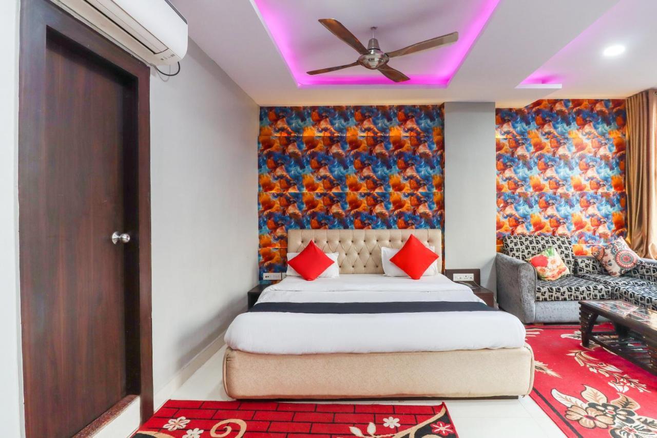 Capital O 70631 Hotel Dwarka International Darbhanga Экстерьер фото